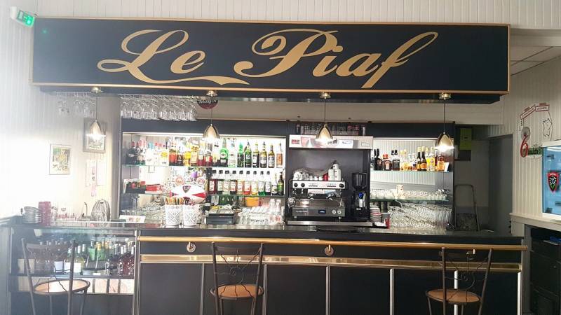 brasserie , bar a vins , tapas