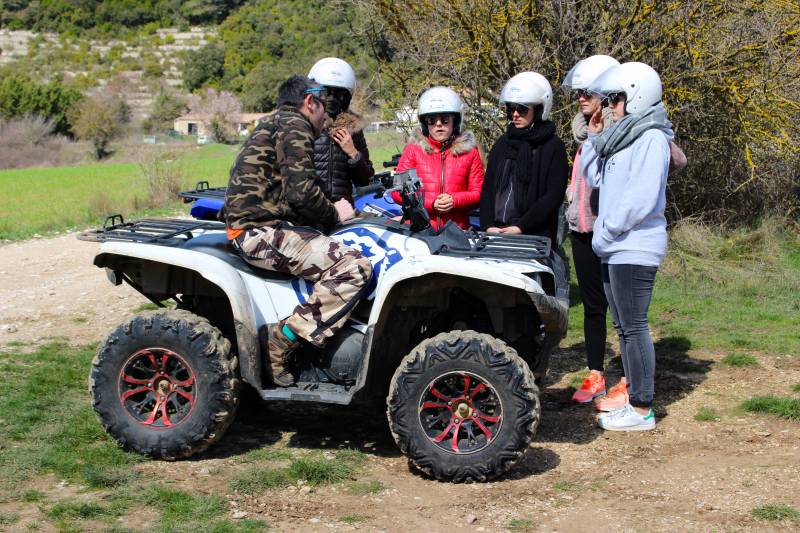 RANDONNÉE QUAD D'ANNIVERSAIRE ENTRE COPINE DANS LE VAR