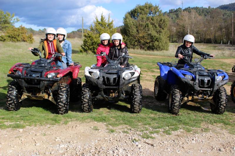 RANDONNÉE QUAD D'ANNIVERSAIRE ENTRE COPINE DANS LE VAR